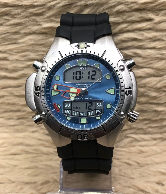 Relógio Citizen Aqualand Funcional – Prata, Preto – Pulseira de Borracha – À PROVA D’ÁGUA