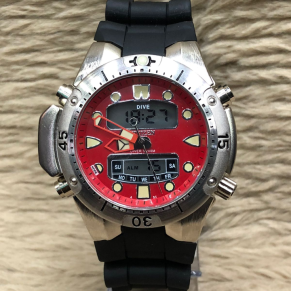 Relógio Citizen Aqualand Funcional – Prata, Preto e Vermelho – Pulseira de Borracha – À PROVA D’ÁGUA