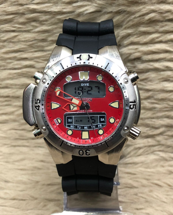 Relógio Citizen Aqualand Funcional – Prata, Preto e Vermelho – Pulseira de Borracha – À PROVA D’ÁGUA
